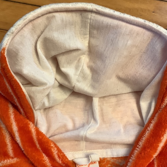 Fox Robe - Picture 3 of 6